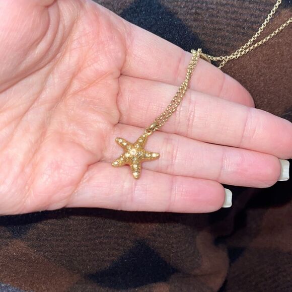 JUICY COUTURE Diamond Starfish Necklace JUICY COUTURE Diamond Starfish Necklace - Picture 7 of 8